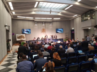 Briefing del giorno 22 ottobre nella Sala Stampa Vaticana sui lavori dell’Assemblea Speciale del Sinodo dei Vescovi per la regione Pan-Amazzonica Briefing del giorno 22 ottobre nella Sala Stampa Vaticana sui lavori dell’Assemblea Speciale del Sinodo dei Vescovi per la regione Pan-Amazzonica